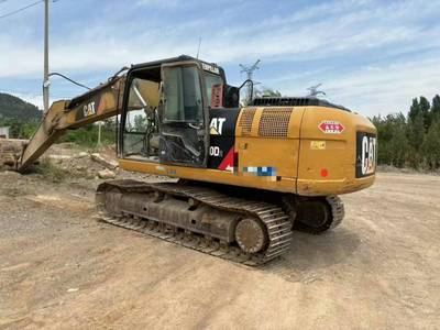 卡特彼勒320挖掘機 現(xiàn)代工程建設的堅實臂膀